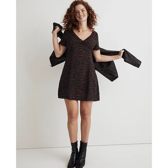 Madewell V Neck Mini Dress Abstract Animal True Black Zebra Viscose US 2 NWT - Picture 1 of 14